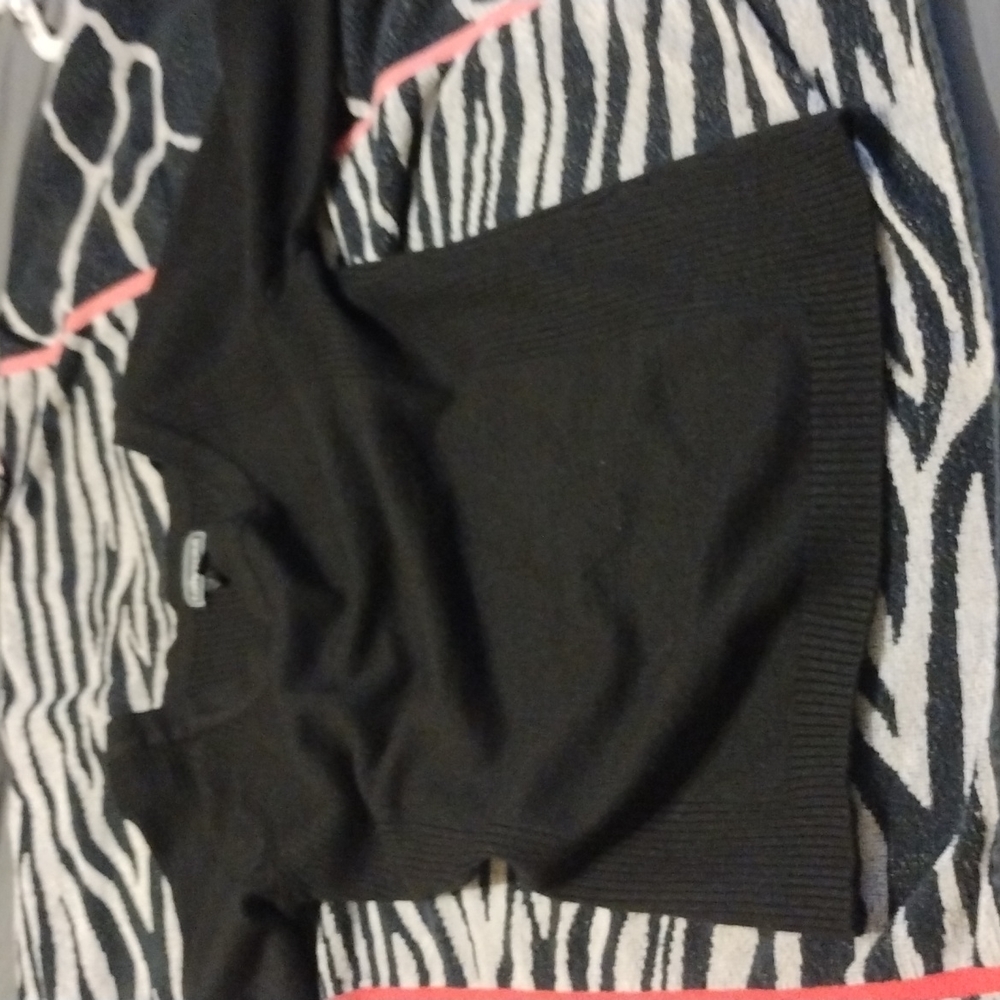 Sweater side ribbed